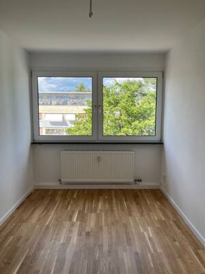 Moderne 3-Zimmer-Wohnung mit Tageslichtbad in Erlangen-Süd – 91058 Erlangen – Vorschaubild 4