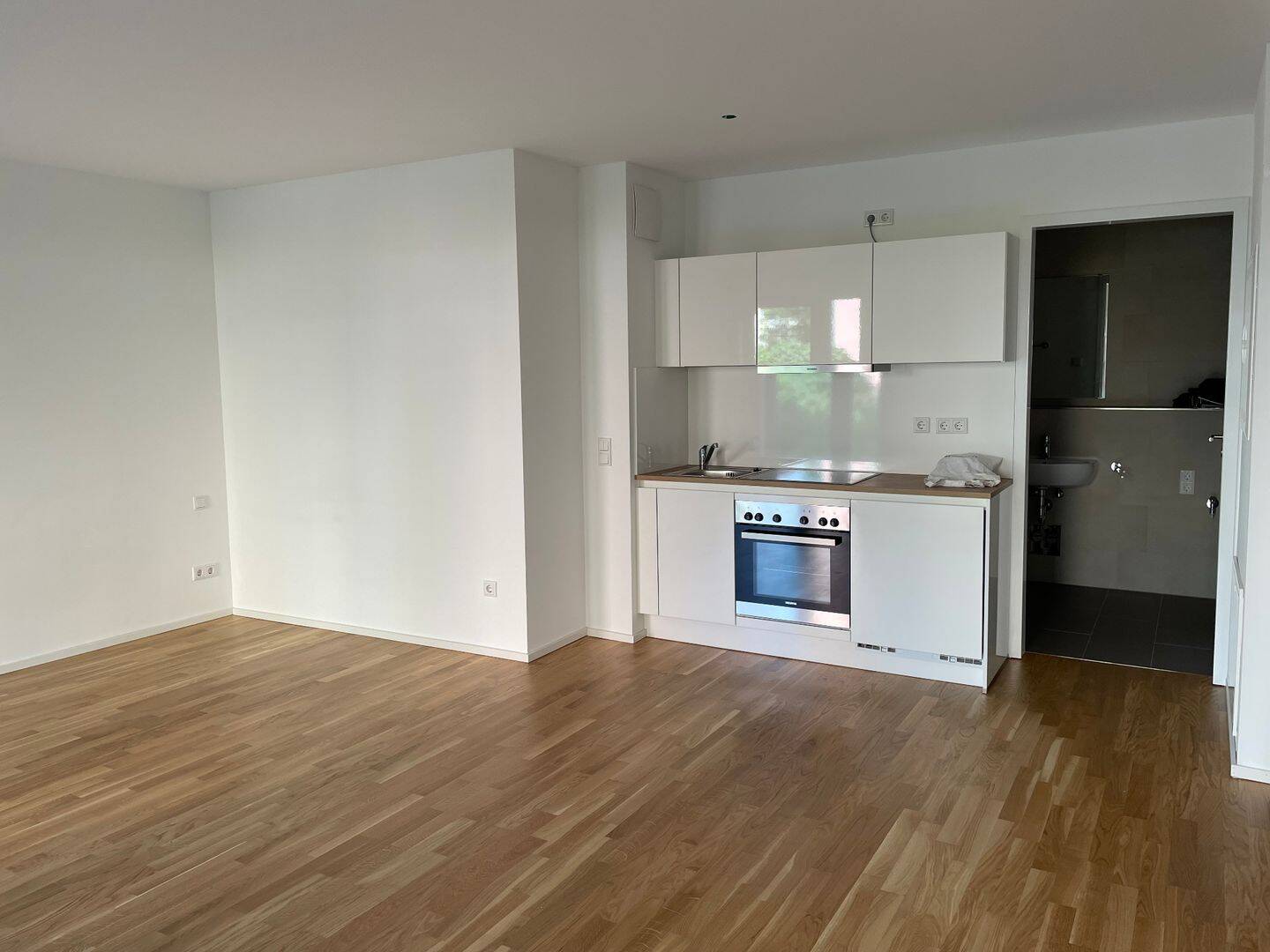 Zentrale 1-Zimmer-Wohnung in Erlangen mit Aufzug und Einbauküche