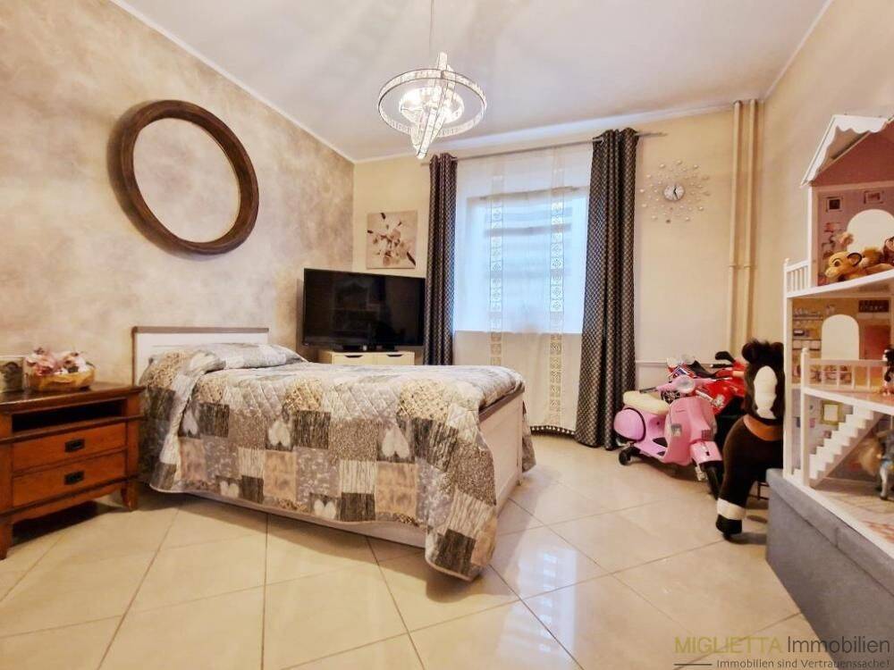 Geräumige, helle und praktich geschnitten Wohnung – Mannheim – Vorschaubild 8