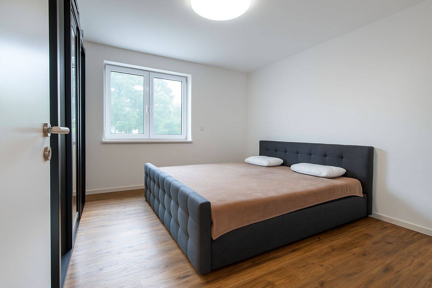 Zweifamilienhaus mit zwei Wohneinheiten & viel Komfort – Dörverden – Vorschaubild 9