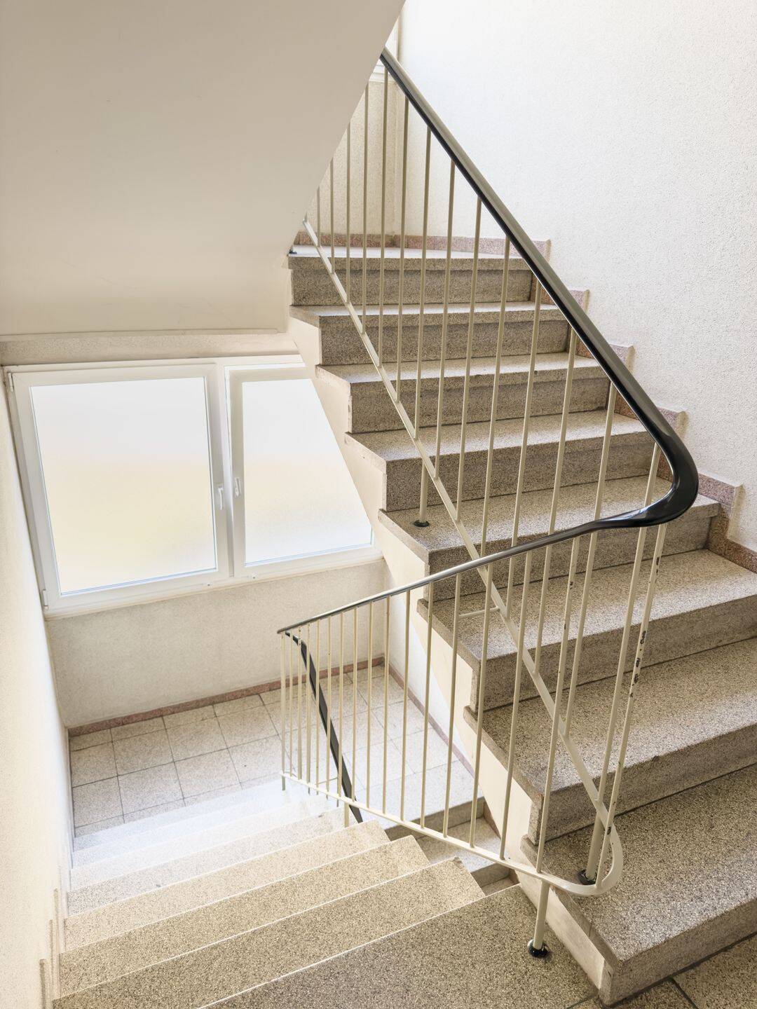 3-Zimmer-Wohnung mit zwei Bädern und zwei Balkonen Nähe Wöhrder See – Nürnberg – Vorschaubild 2
