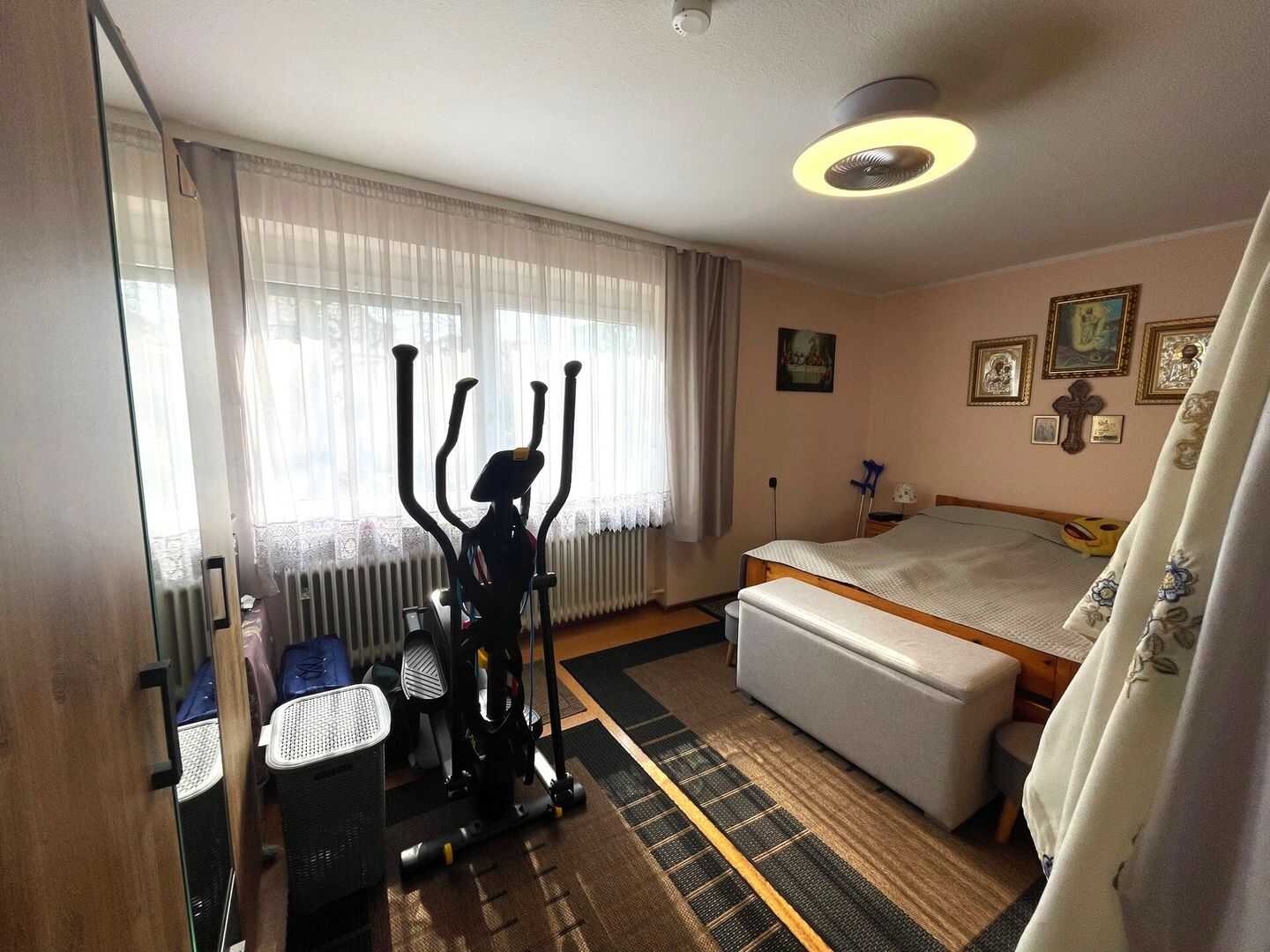 Großzügige 4-Zimmer-Wohnung mit Loggia in Nürnberg-Schoppershof - Erbbaurecht! – Nürnberg – Vorschaubild 6