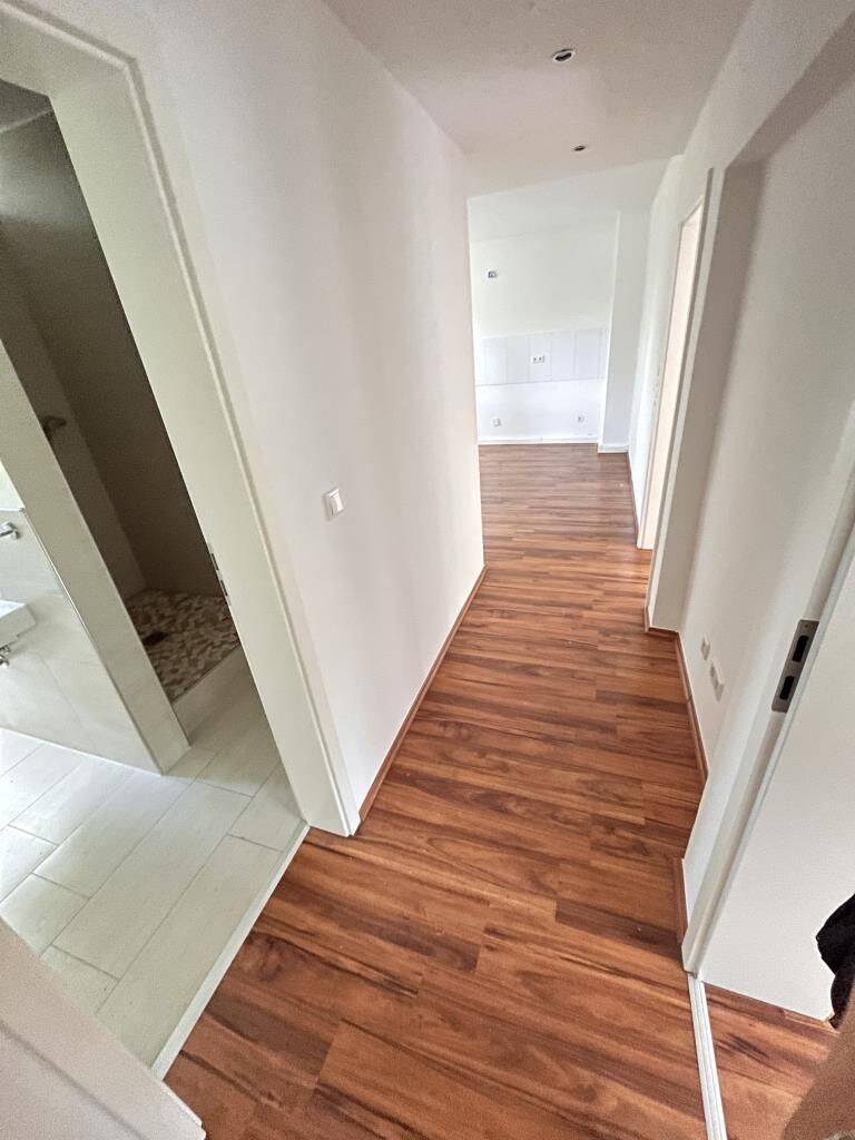 Modernes Bad & Balkon 2-Zimmer-Wohnung in Herne Horsthausen – Herne – Vorschaubild 2
