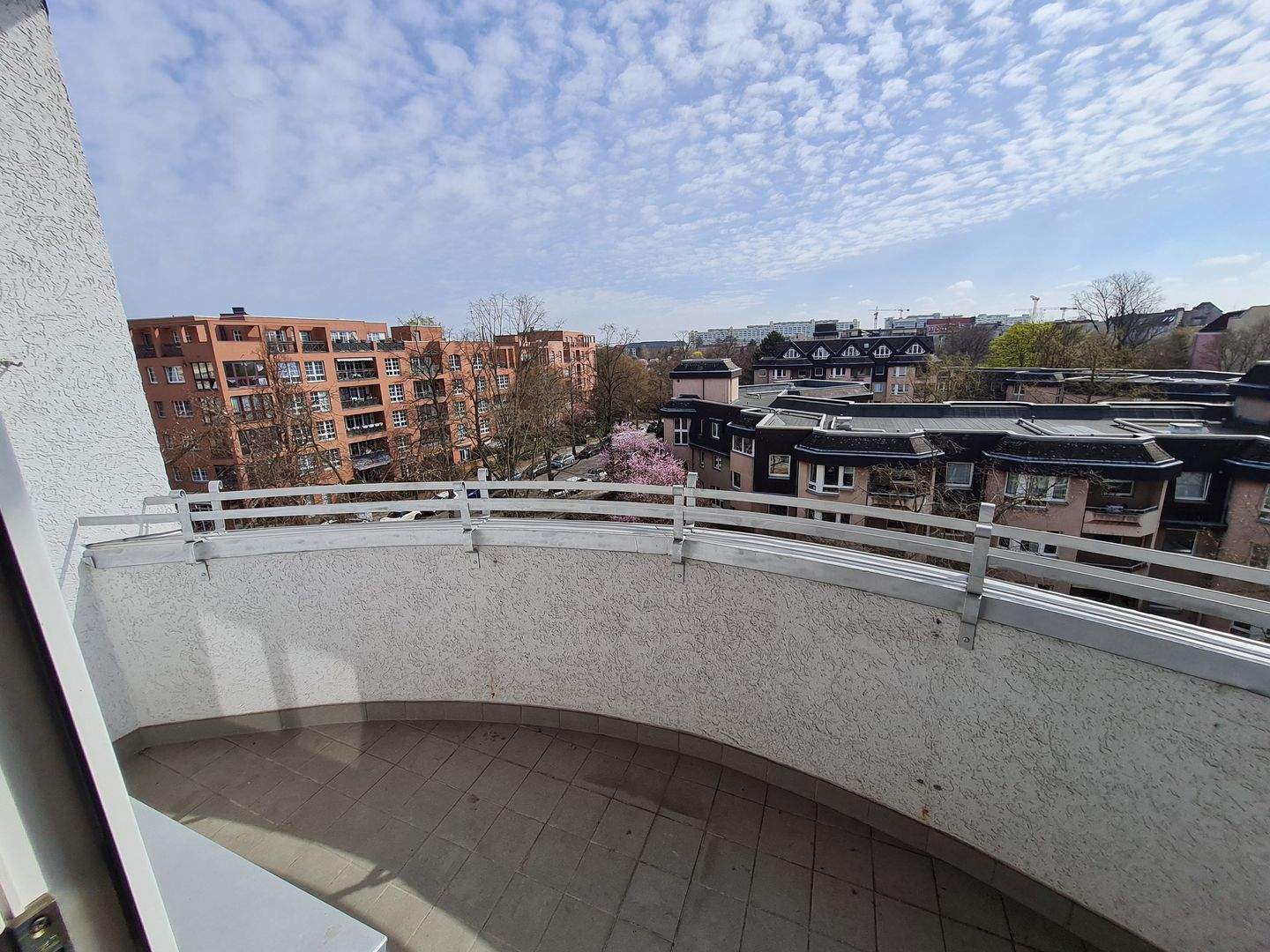 SCHMARGENDORF*Breite Str. vis-à-vis* Super-Wohnung mit tollem Ausblick*mehrere Kilometer! LIFT ins 4. Obergeschoss S-O-Balkon, Deckenhöhe über 3 m – Berlin – Vorschaubild 2