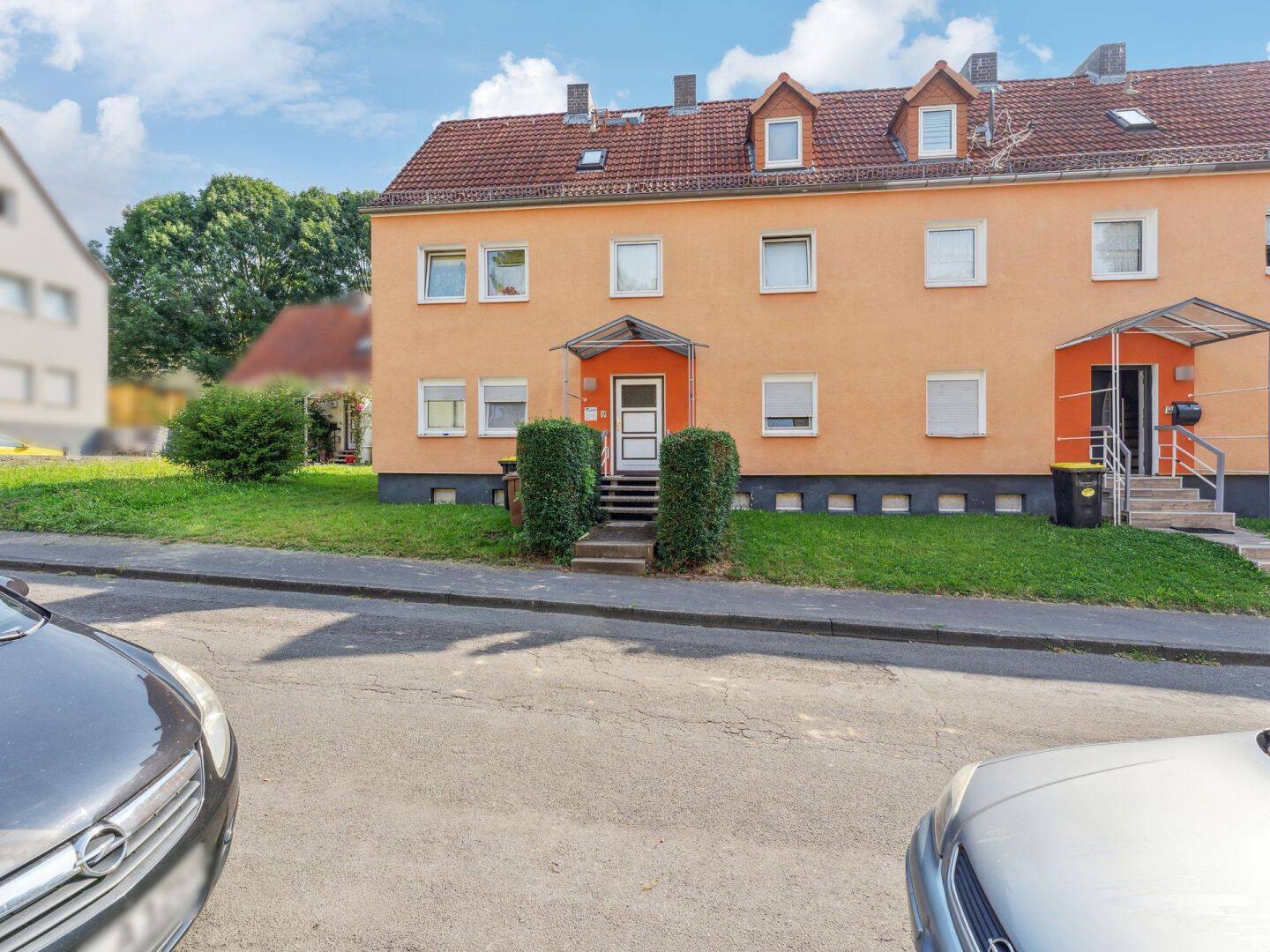 Charmantes Mehrfamilienhaus mit drei Wohneinheiten in Kassel – Kassel – Vorschaubild 2