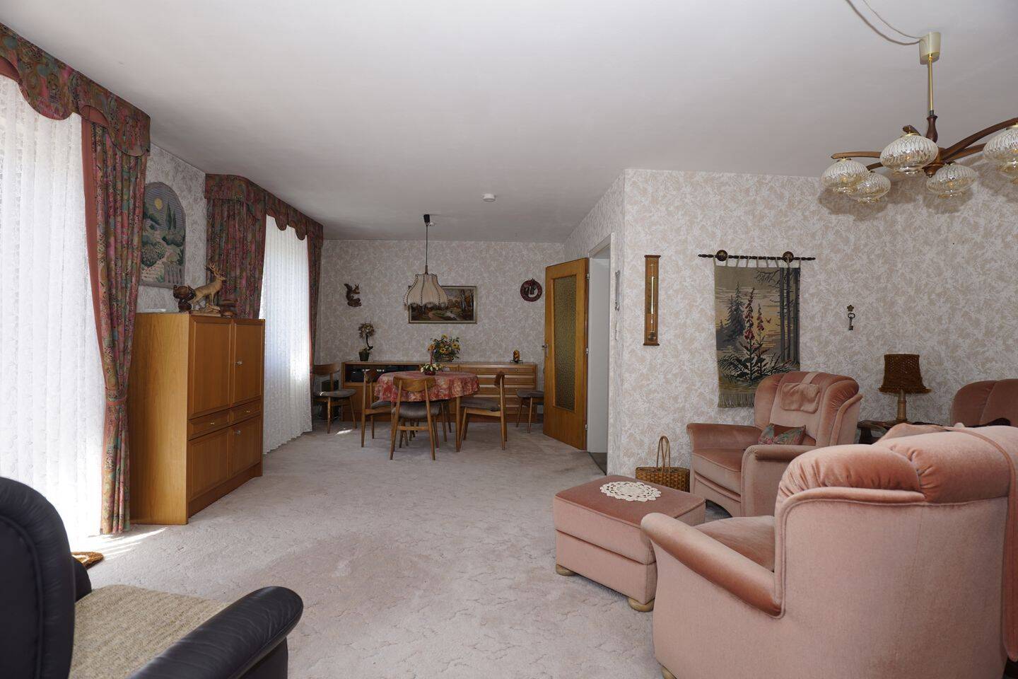 Geräumiges, gepflegtes EFH, Garten, Garage, Balkon, Terrasse – Grünstadt – Bild 1 von 8