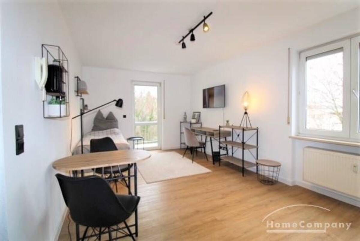 2275819 HomeCompany Dresden Möbliert/Furnished Studio Apartment mit Balkon in Dresden-Plauen/Uninähe max.2 Personen – 1187 Dresden – Bild 1 von 7