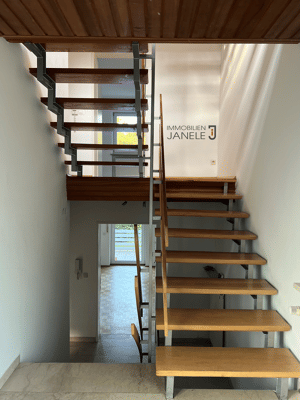Helles Reihenmittelhaus mit großzügigem Raumangebot in Regensburg-Nord in der Konradsiedlung – 93057 Regensburg – Vorschaubild 9