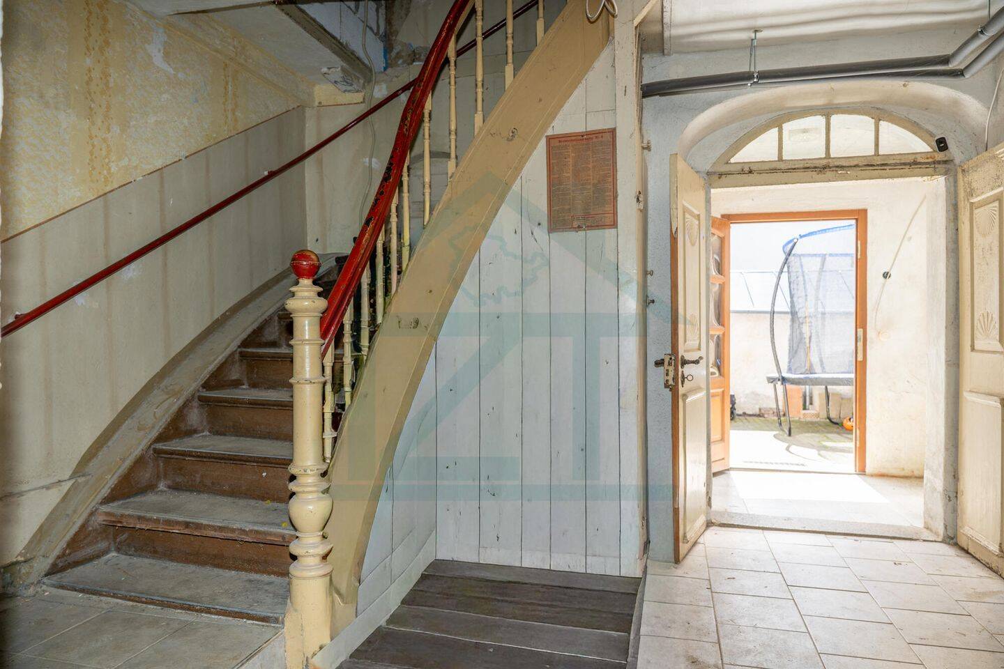 Charmanter Zweiseitenhof: Modernes Wohnen, ausbaufähiges EG & massig Platz für Ihre Projekte – Zeulenroda-Triebes – Vorschaubild 8