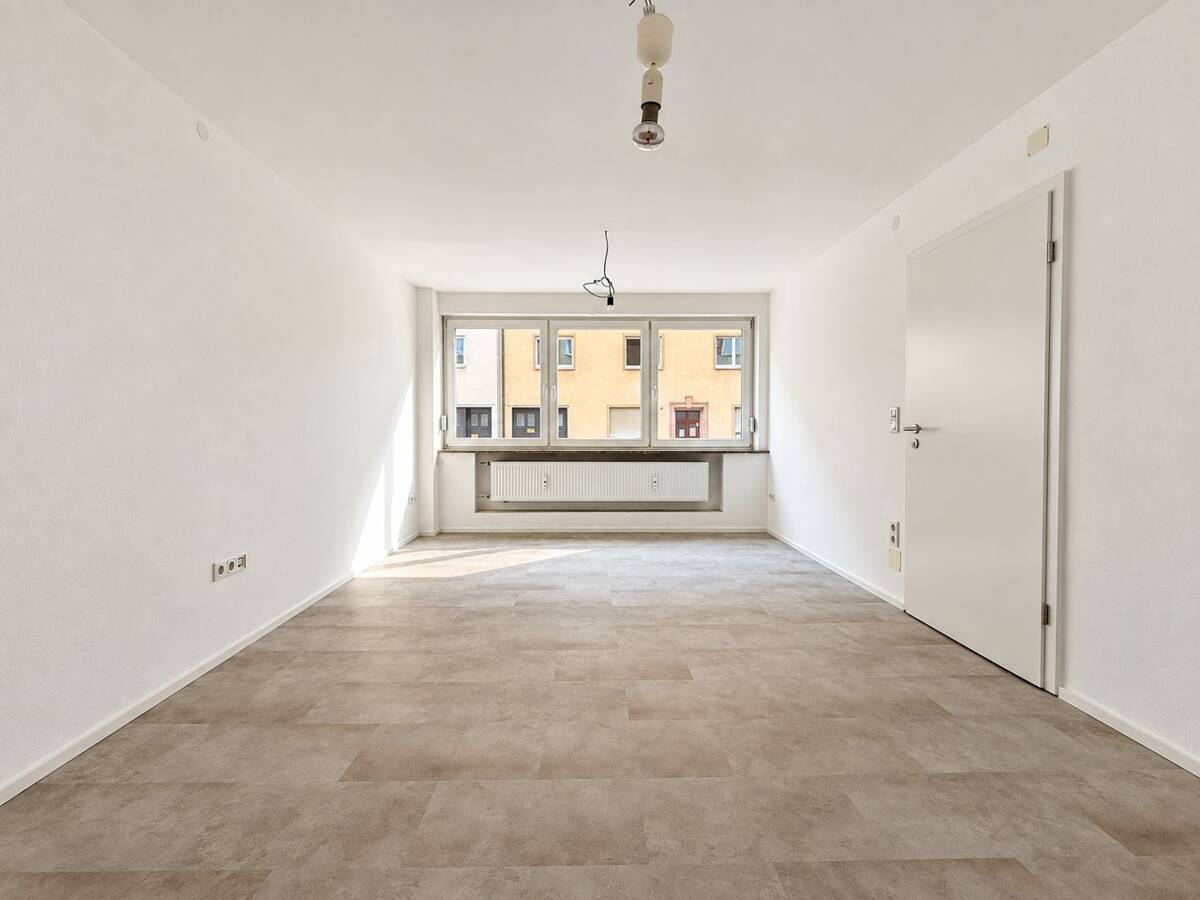 Frisch renovierte 1-Zimmer-Wohnung in Nürnberg - leerstehend & sofort verfügbar – 90461 Nürnberg – Bild 1 von 9