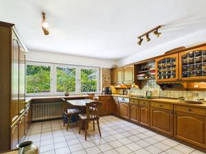 Imposanter Auftritt in S-Botnang: repräsentatives Anwesen auf 940m² Grundstück in Bestlage – 70195 Stuttgart – Vorschaubild 6