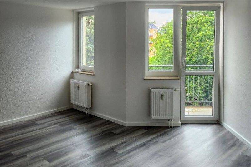 +++ Ensemble mit 4 Wohnungen, 3 Stellplätzen und Potenzial in gefragter Lage von Altchemnitz +++ – Chemnitz – Vorschaubild 6