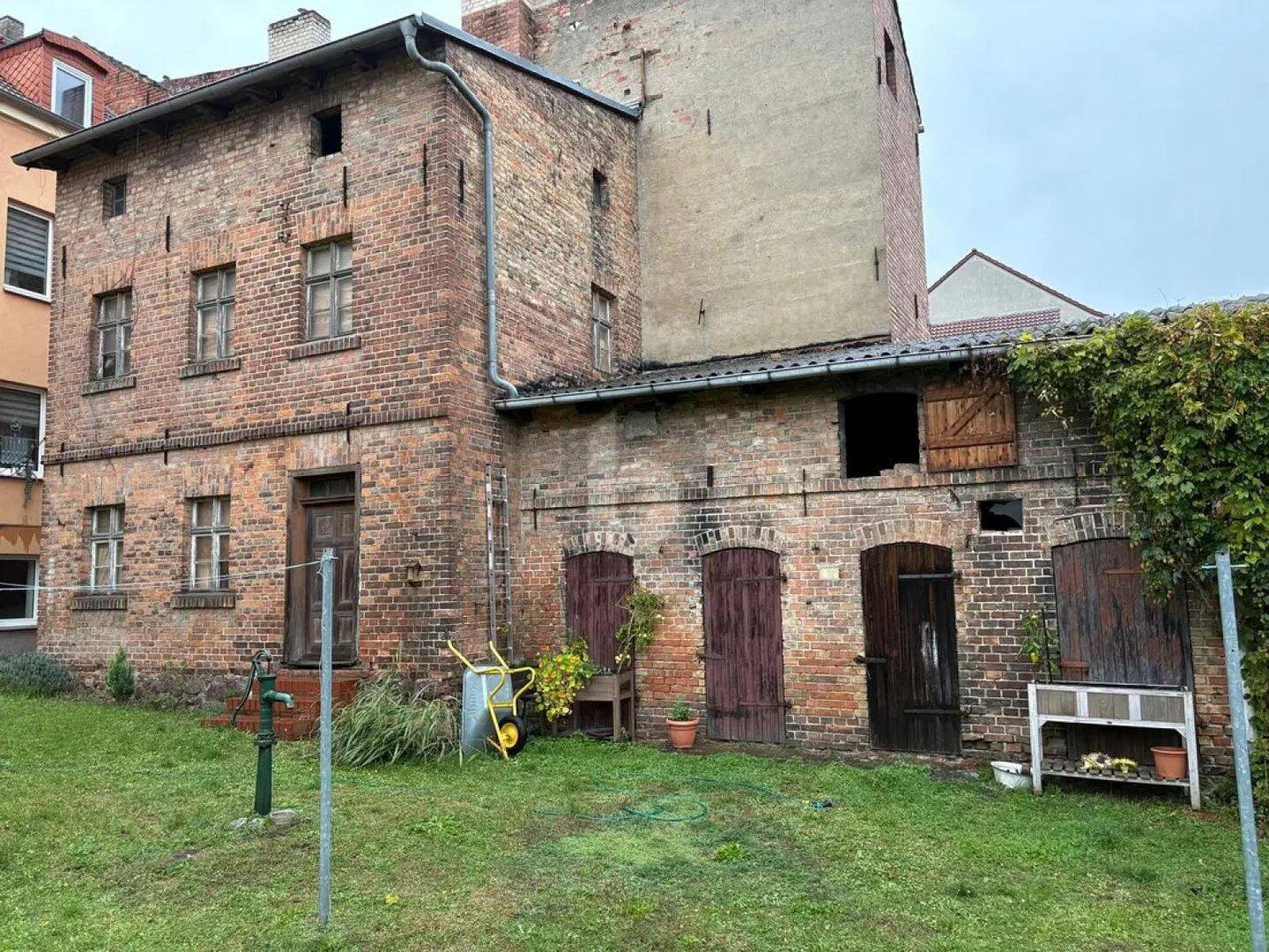 INNENSTADTLAGE MIT 6 EINHEITEN & GARTEN – Bad Freienwalde (Oder) – Vorschaubild 4