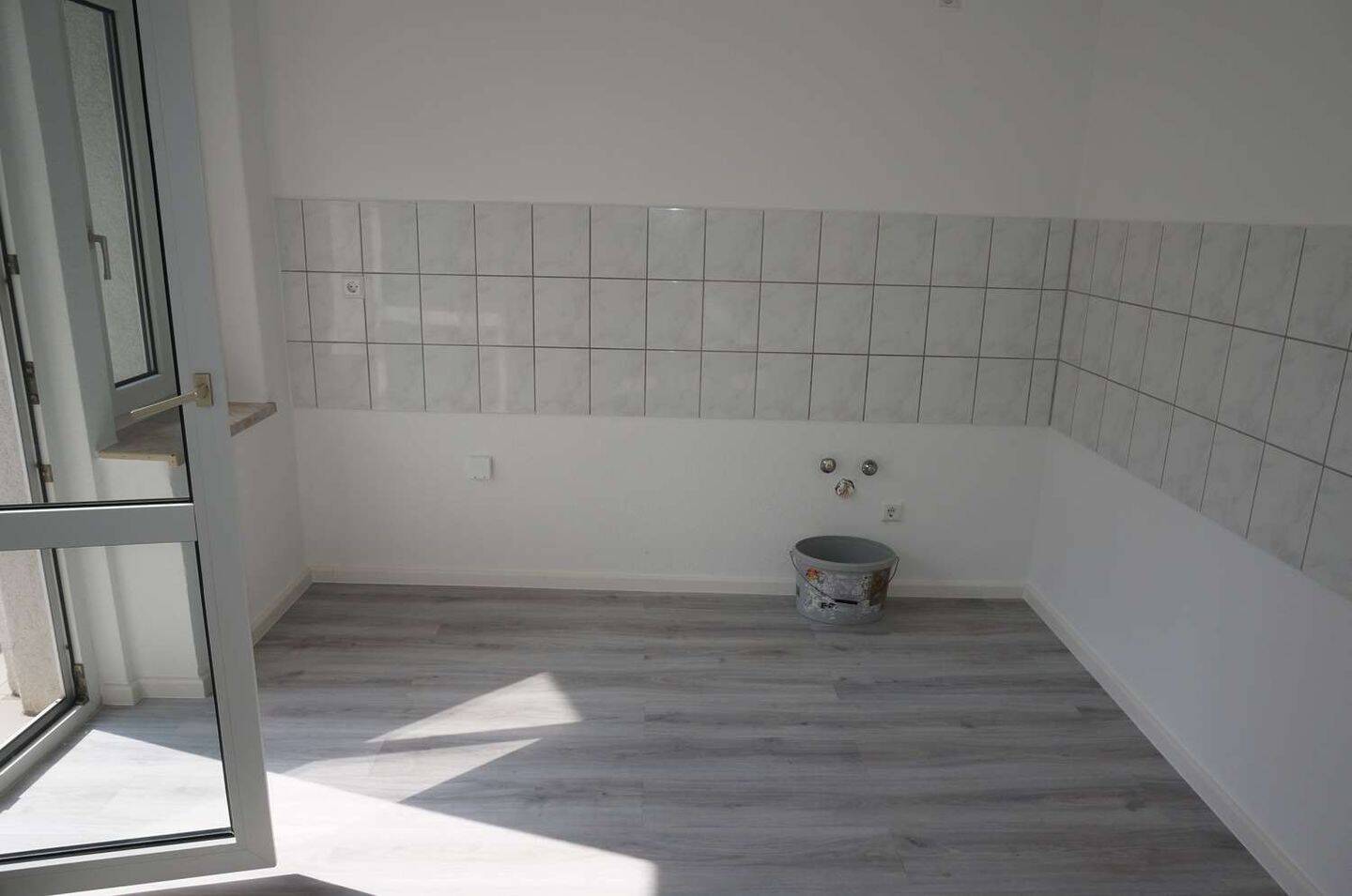 Wohnen auf dem Kaßberg ! 2. OG - Designbelag - Gäste-WC - 2 Balkone ! – Chemnitz – Vorschaubild 7