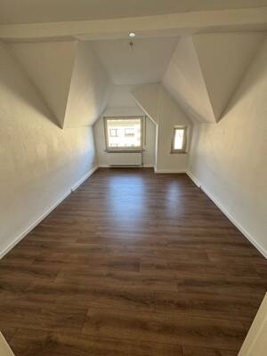 Renovierte Dachgeschosswohnung zu vermieten in Hagen Boele – 58099 Hagen – Vorschaubild 4