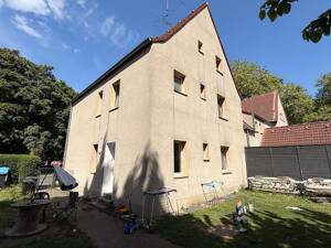 Solides 3-Parteienhaus mit Baugrundstück in Gelsenkirchen-Buer - ruhige Lage & Potenzial!