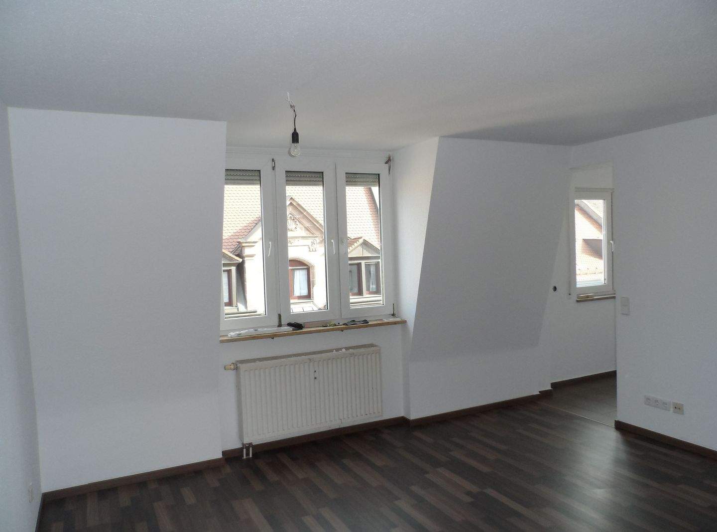 Nürnberg St.Peter: schöne 3-Zimmerwohnung mit SW-Balkon, Aufzug, 1 TG-Stellplatz; Kapitalanlage - Nähe Wöhrder See und Hochschule – Nürnberg – Vorschaubild 3