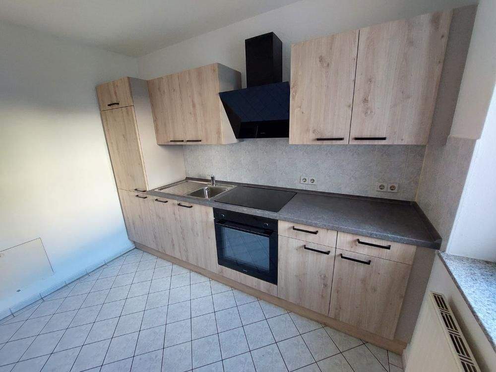 Perfekte 2-Zimmer-Wohnung mit Eibauküche – Chemnitz – Vorschaubild 3
