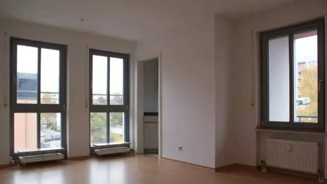 Optimal geschnittene 3-Zimmerwohnung in einer schönen und gut gepflegten Neubauanlage im Zentrum-Süd mit TG-Stellplatz ab 01.08.2026 – Leipzig – Vorschaubild 3