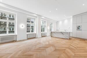 Hochwertig saniertes 3-Zimmer-Domizil mit BALKON ++ nahe Hackescher Markt – 10178 Berlin – Vorschaubild 3