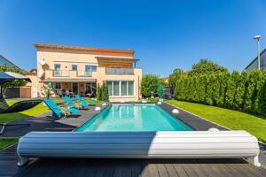 HEGERICH: Wohnen wie im Urlaub - Luxuriöse Villa mit Gartenparadies – 91056 Erlangen – Vorschaubild 2