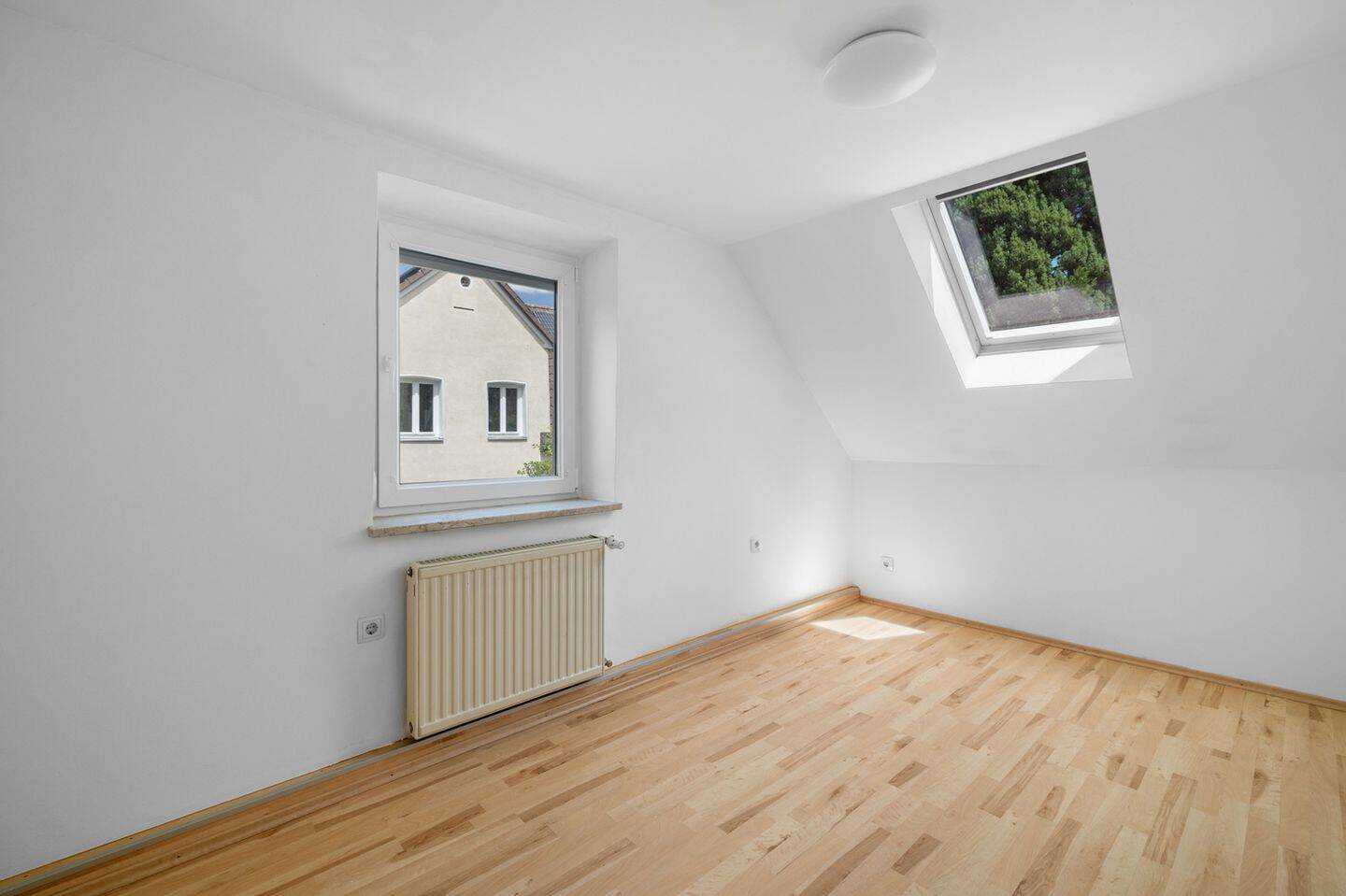 *KÄUFER-PROVISIONSFREI*: Familienfreundliches EFH mit Garage und Nebengebäude in A-Oberhausen – Augsburg – Vorschaubild 8