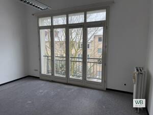 3 Wohnungen von 5 + Balkon - renovierungsbedürftig - Theaterwall Braunschweig – 38100 Braunschweig – Vorschaubild 5