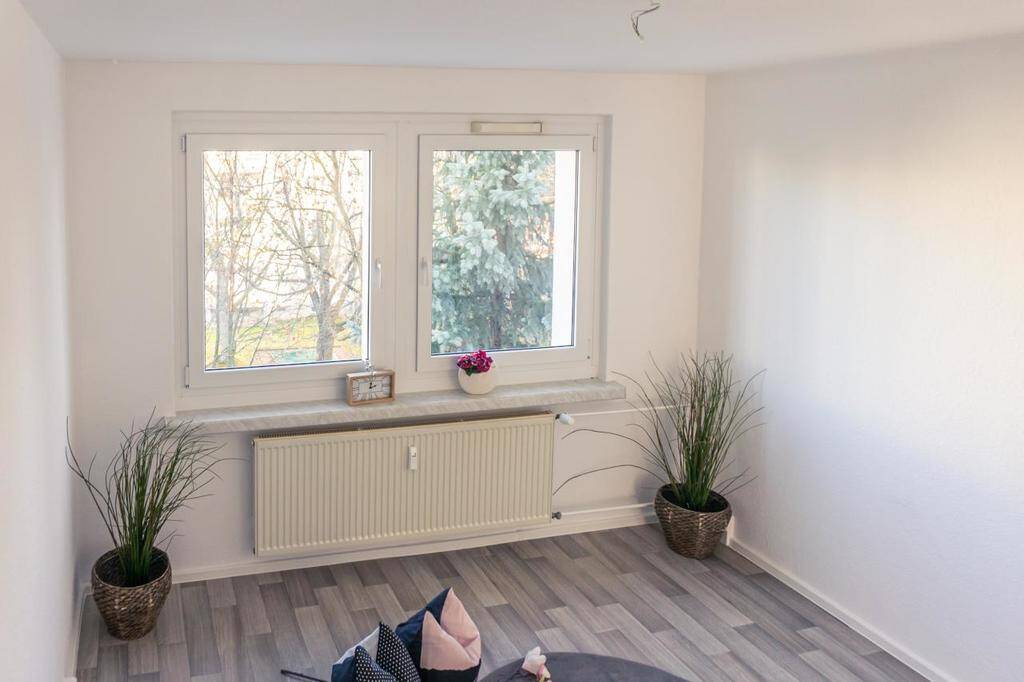 Tolle 3-Raum-Wohnung mit Balkon – Chemnitz – Vorschaubild 2