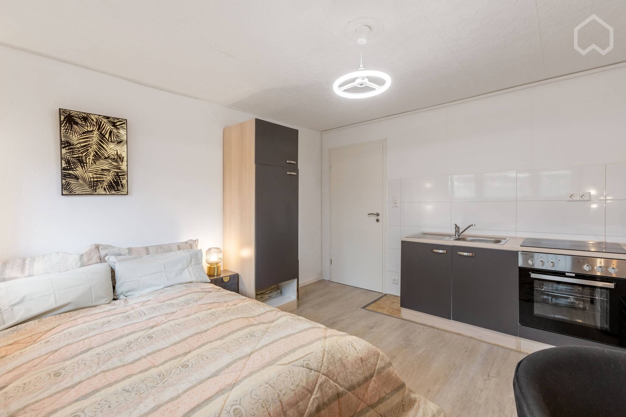 Ruhiges, modernes Apartment in Karlsruhe – Karlsruhe – Vorschaubild 5
