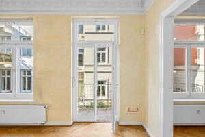 Charmante 4 Zimmer Altbauwohnung mit Balkon und zwei Bädern im Herzen von Harvestehude – 20144 Hamburg – Vorschaubild 9