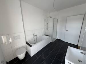 Wohnen mit Weitblick - Komfortabler Neubau mit Aufzug – 65589 Hadamar – Vorschaubild 6