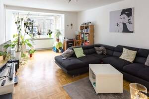 Für Studenten und ihre Eltern: Fertig modernisierte Wohnung in fußläufiger, ruhiger Innenstadtlage