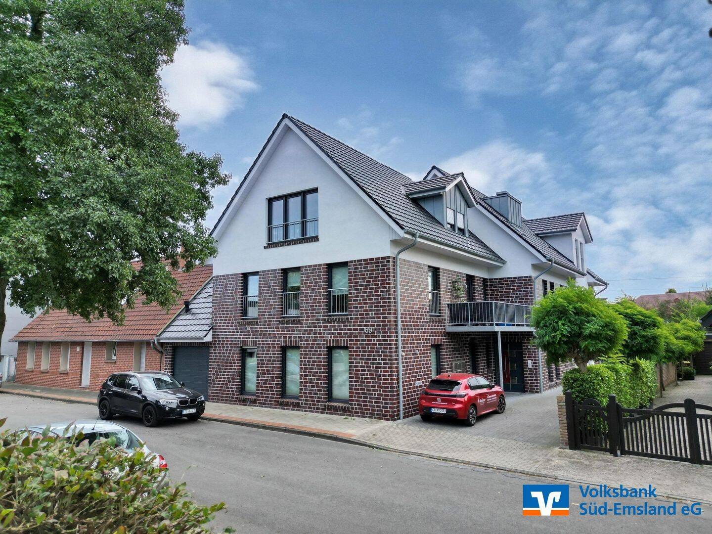 NEU: Große barrierefreie Dachgeschosswohnung mit schönem Balkon in Rheine -bezugsfrei- – Rheine – Vorschaubild 2