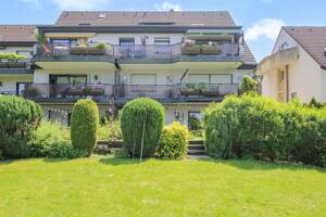 Freigezogene Maisonettewohnung mit ca. 110 m²,zwei Balkonen &Tiefgaragenstellplatz in Essen-Frintrop