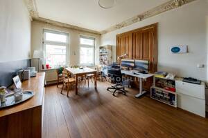 Altbaujuwel im Generalsviertel - 3 Zimmer & 2 Balkone – 20253 Hamburg – Vorschaubild 4