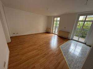 Offenes Wohnen mit Balkon und Aufzug! Zwei-Zimmer Wohnung im Ostviertel (WE8) – 7546 Gera – Vorschaubild 2