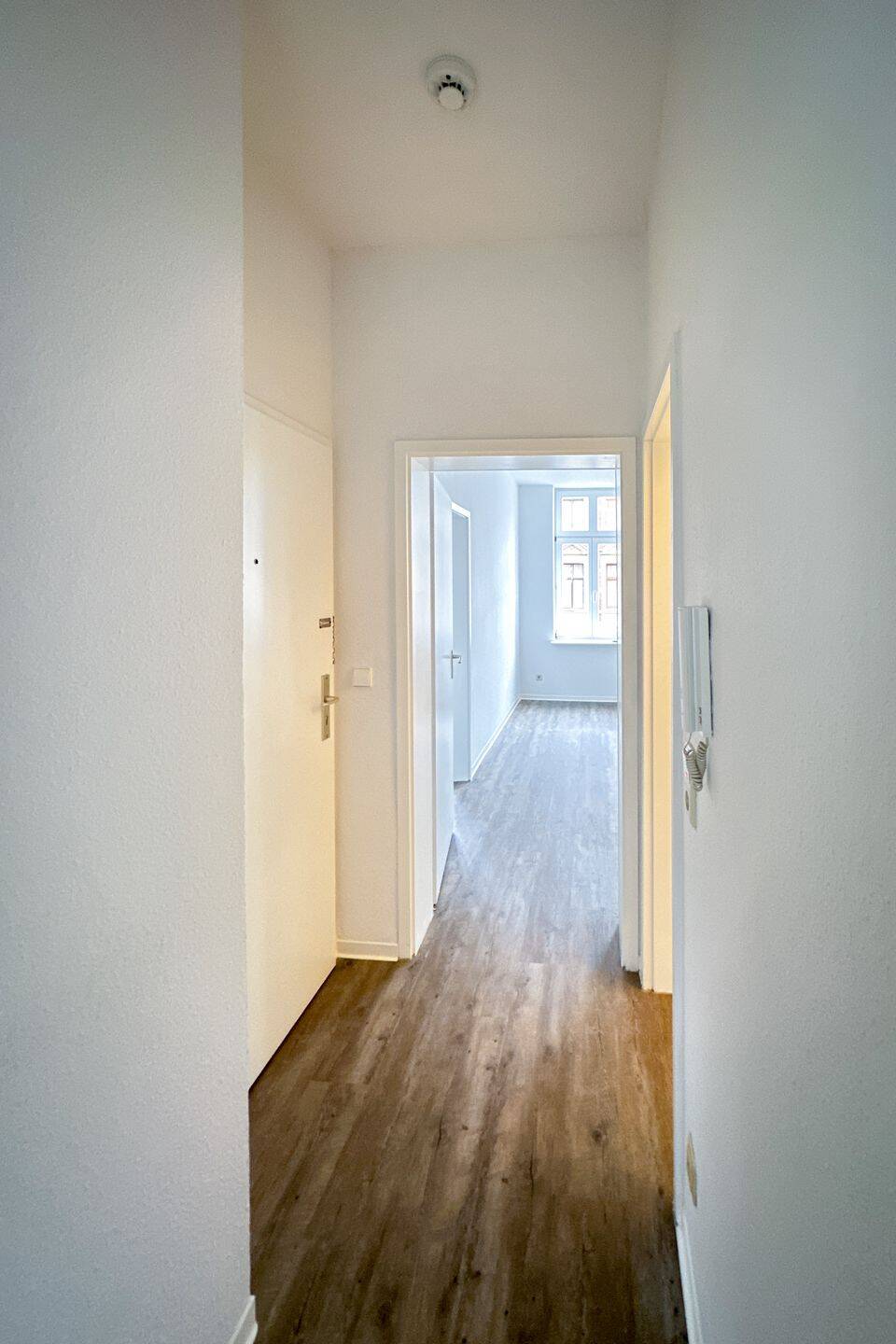 Süßes Nest in Traumlage direkt an der Elbe – Magdeburg – Vorschaubild 2
