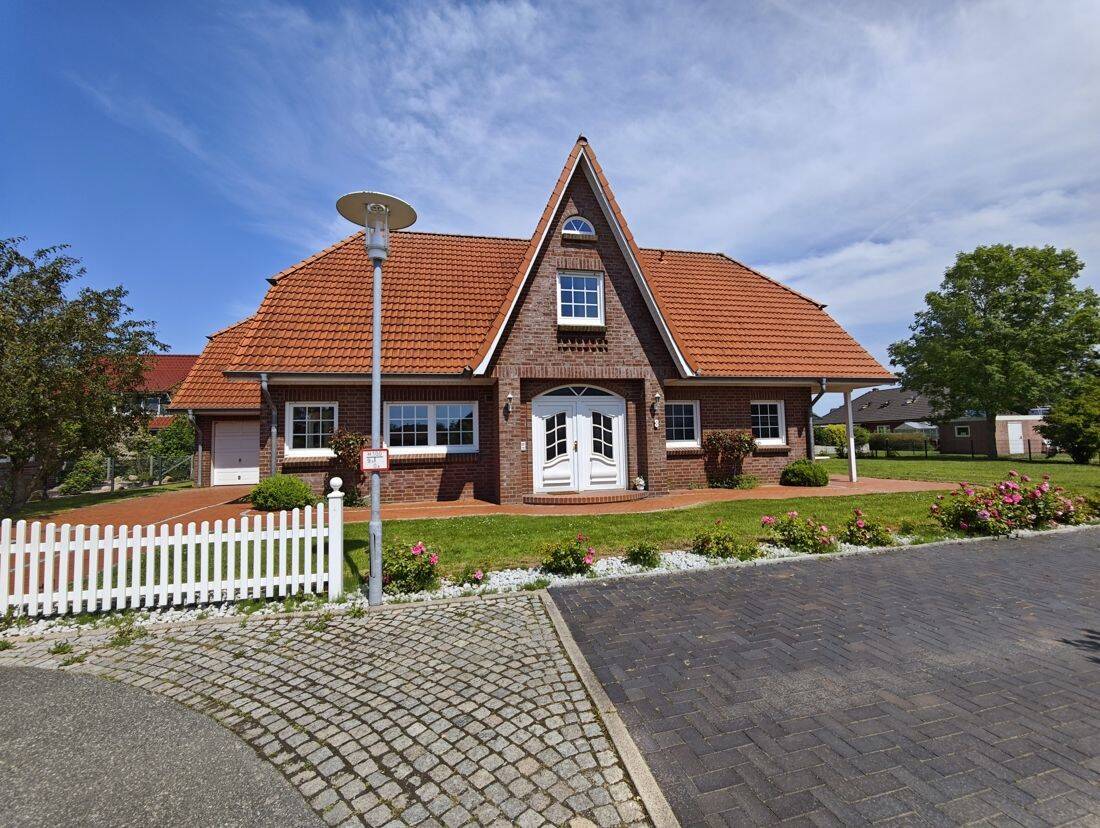 Ruhig gelegenes Architektenhaus mit Einliegerwohnung auf 798 m² Eigenland – Büsum – Vorschaubild 2