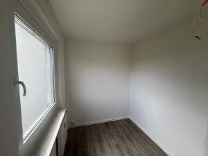 Super Aussicht aus deinem 1 Zimmer Apartment | + EBK auf Wunsch – 8062 Zwickau – Vorschaubild 4