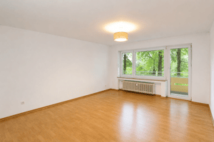Freie & gepflegte 2-Zimmer-Wohnung im Hochparterre mit Balkon! Erbbaurecht bis 2067!