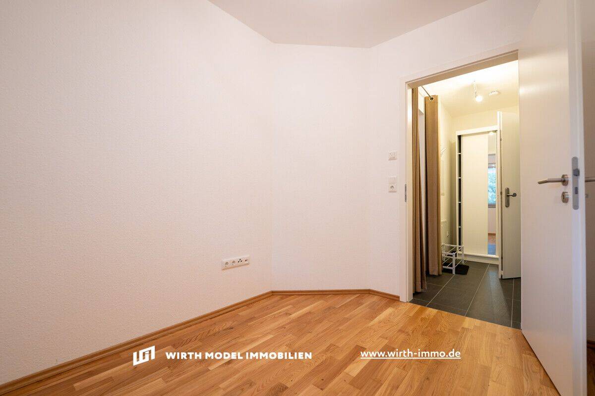 Energie A | Barrierefreie Drei-Zimmer-Wohnung mit Balkon, Garage und zwei Stellplätzen | Bj. 2016 – Dittelbrunn – Vorschaubild 7