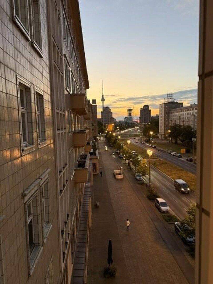 Freie 4 Zi., 4.OG, Karl-Marx Allee/Andreasstr. 46, direkter Blick auf Fernsehturm & Frankfurter Tor – Berlin – Vorschaubild 9