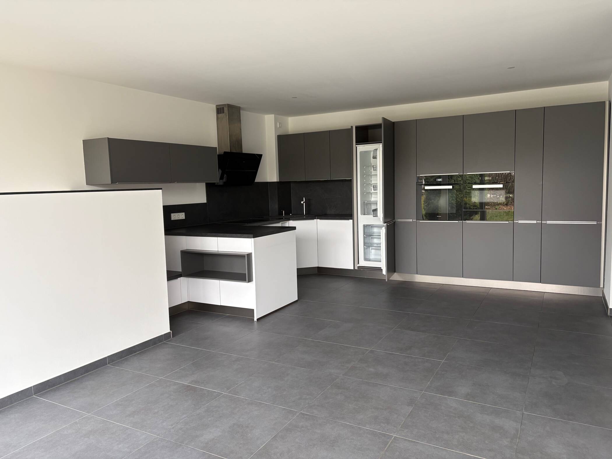 3-Zi.-Gartenwohnung mit luxuriöser EBK - Ruhige Lage München – München – Vorschaubild 6