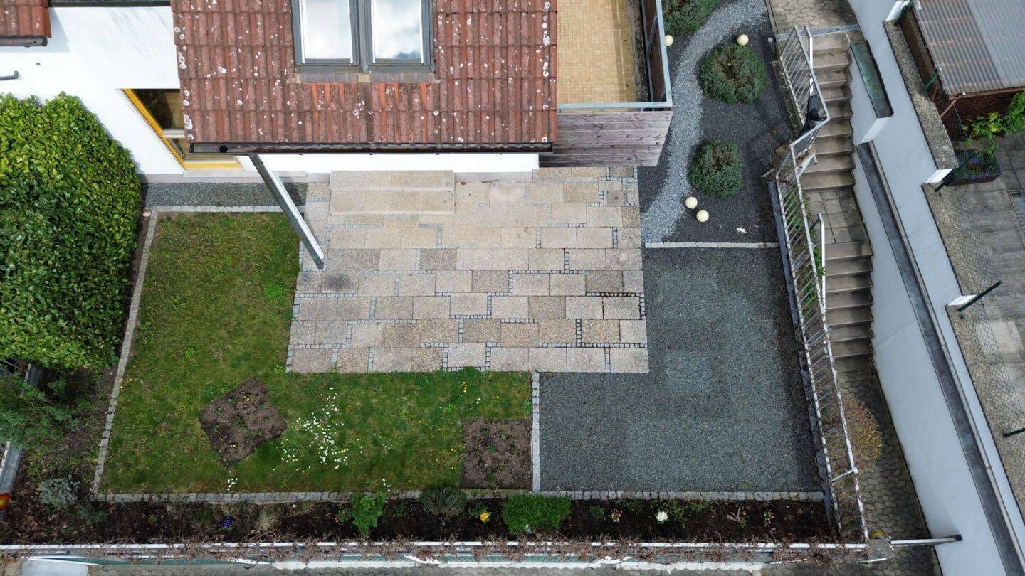 Sofort verfügbare Doppelhaushälfte mit Garten in ruhiger Wohnlage von Nürnberg-Brunn – Nürnberg – Vorschaubild 4