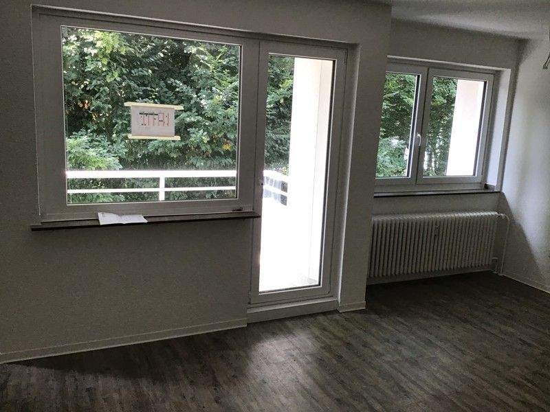 Schön, hier zu wohnen! Schicke 3-Zimmer-Wohnung in GE-Buer! – Gelsenkirchen – Vorschaubild 2