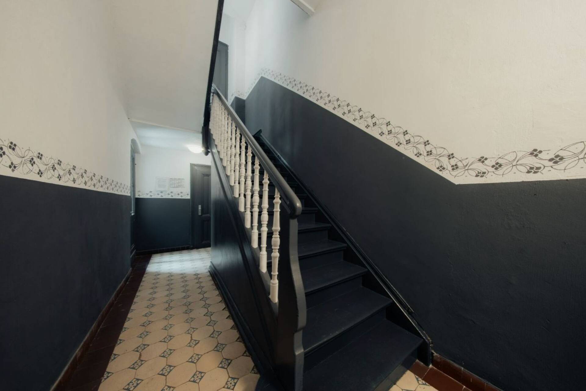 Mehrfamilienhaus in 51063 Köln mit 236,68 m² kaufen