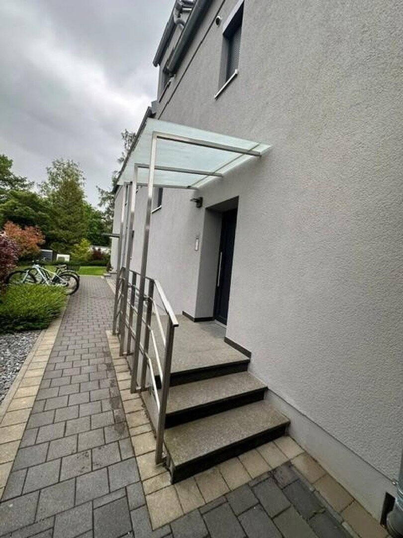 Stilvolle 3-Zimmer-Terrassenwohnung in exklusiver Villenlage von Solln / Obersendling – München – Vorschaubild 2