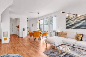 Neubau Erstbezug! Großzügiges Niedrigenergiehaus mit 4-Zimmern direkt am Fleet gelegen in Hamburg-Finkenwerder – 21129 Hamburg – Vorschaubild 2