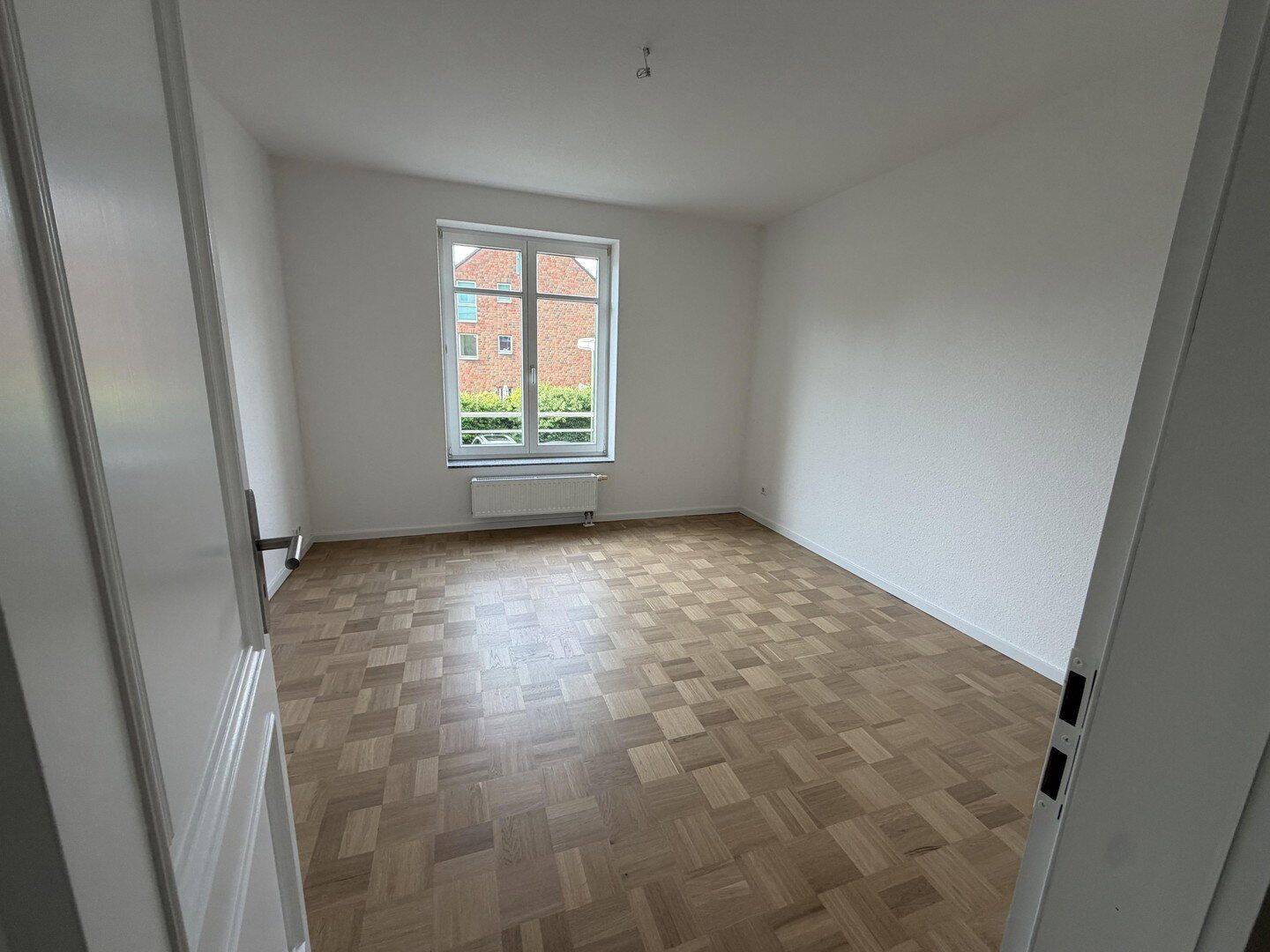 Lichdurchflutete Wohnung mit Waldblick in Bredeney, Erstbezug nach Renovierung – Essen – Vorschaubild 9