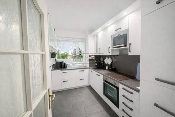 Etagenwohnung in 50858 Köln mit 98,9 m² kaufen